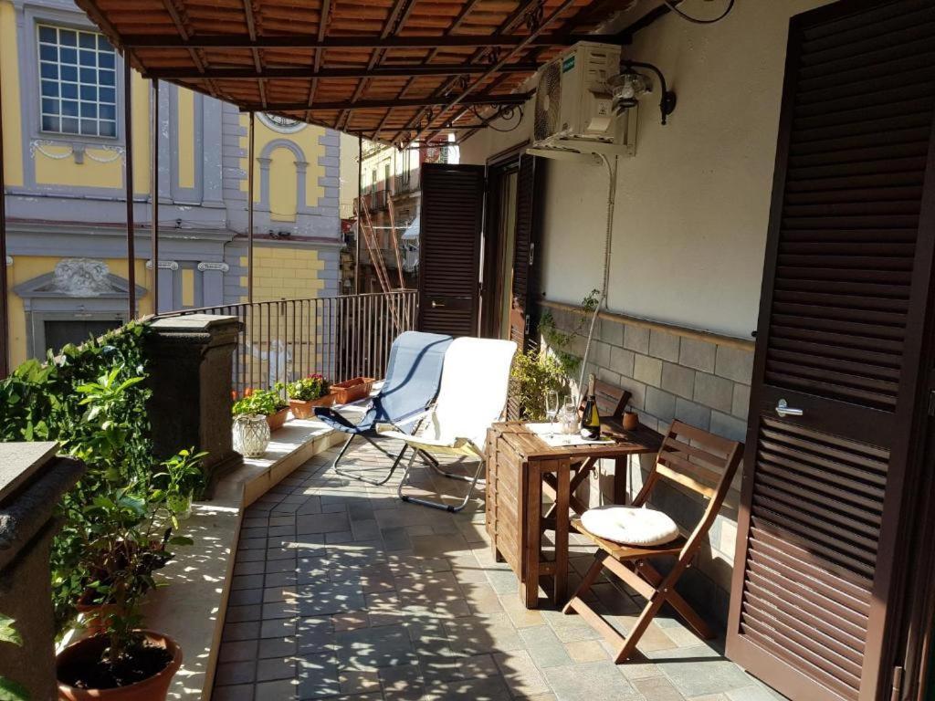 Matrimoniale Con Terrazzo * Naples