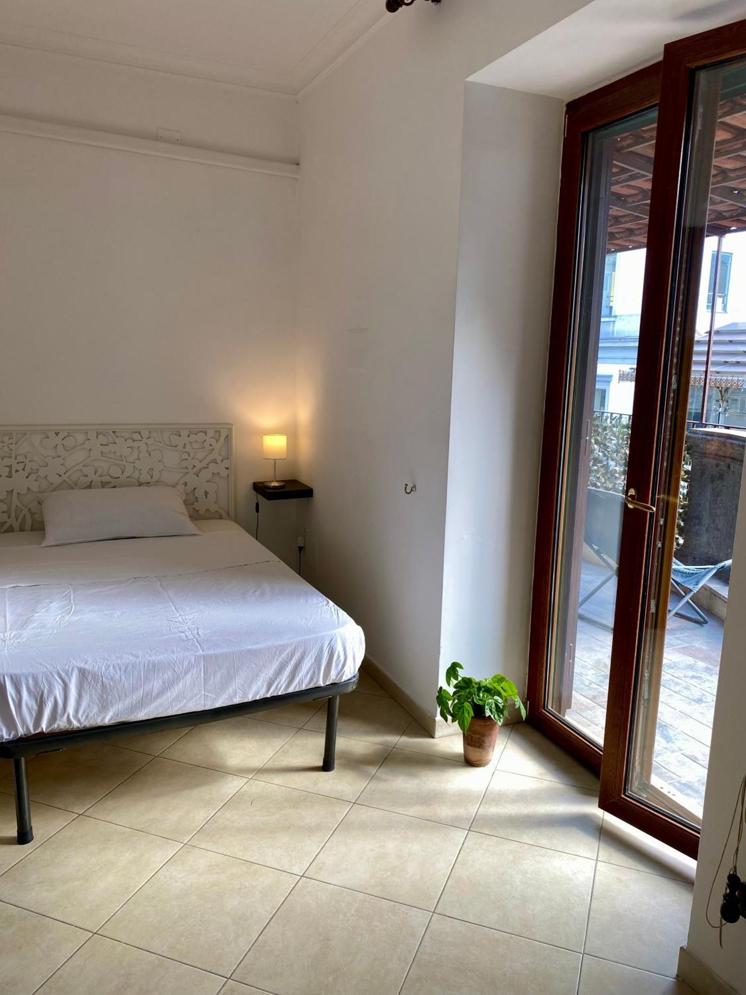 Matrimoniale Con Terrazzo