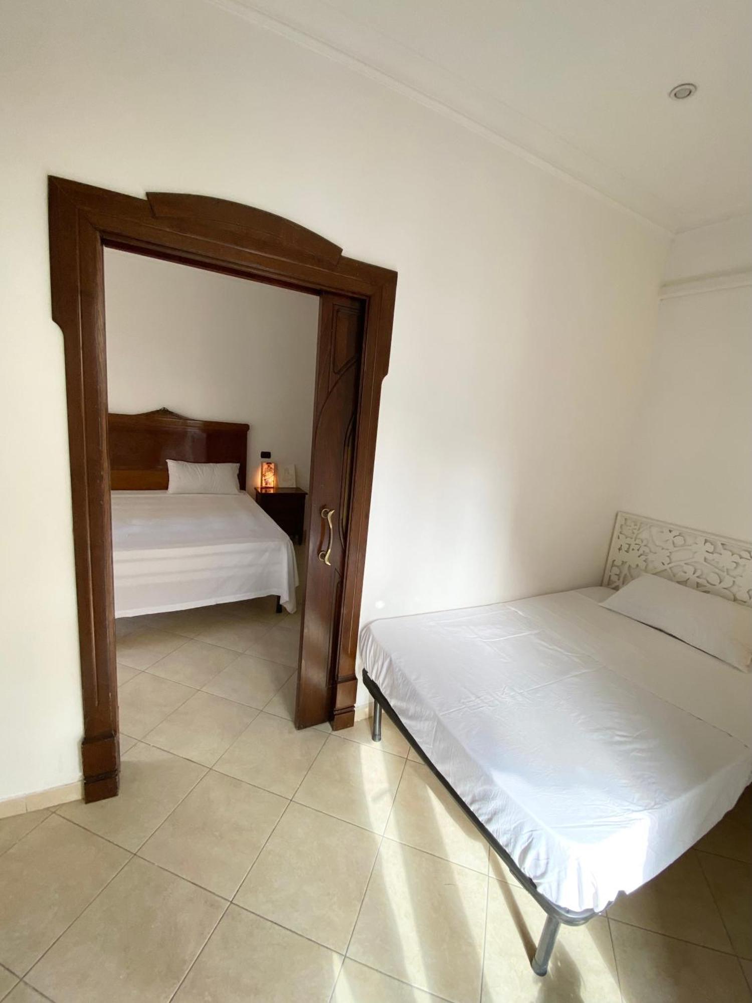 Guest house Matrimoniale Con Terrazzo Naples
