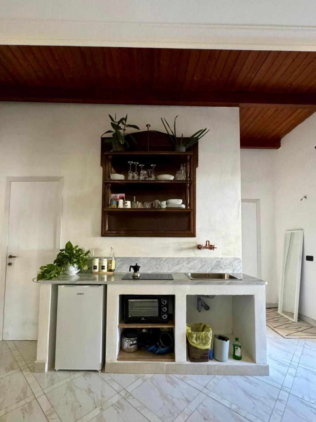 Guest house Matrimoniale Con Terrazzo Naples