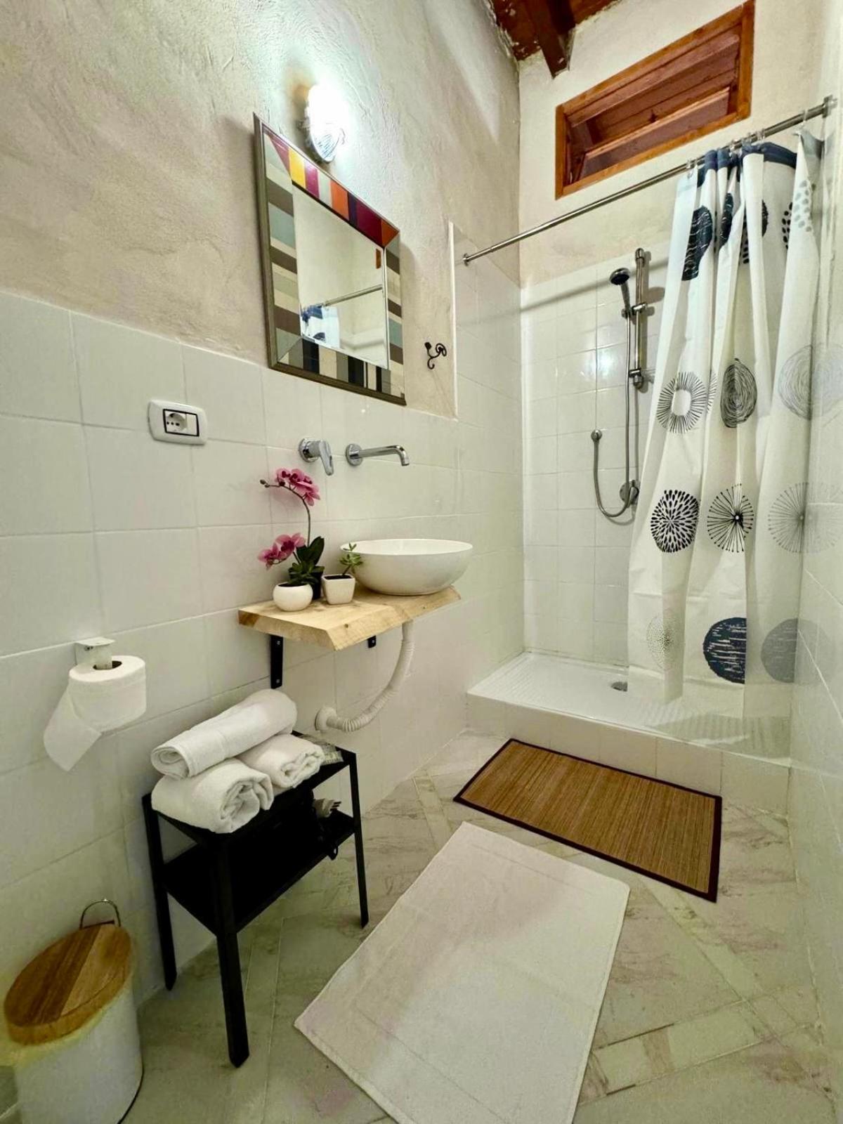 Matrimoniale Con Terrazzo Guest house